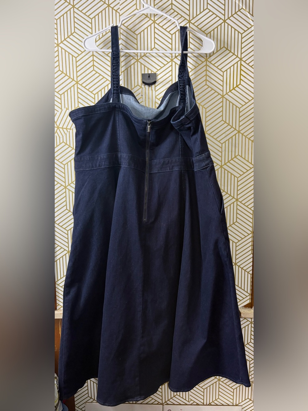 Torrid Studio Midi Sleevless A - line Dress size 24 - Picture 6 of 8